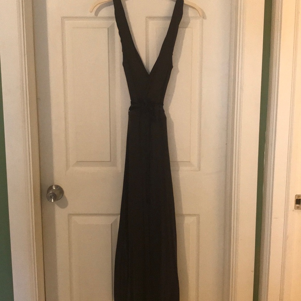Banana Republic v-neck midi dress.